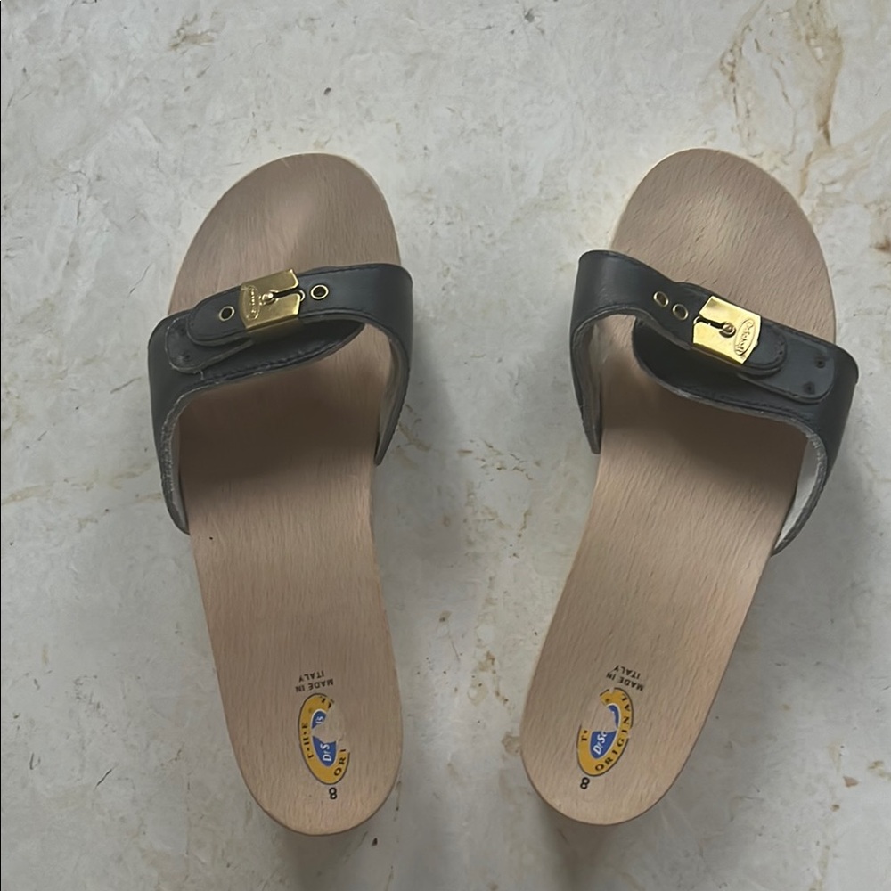 Dr. Scholl’s original wood sole exercise sandal. Navy. Lds. Sz 8